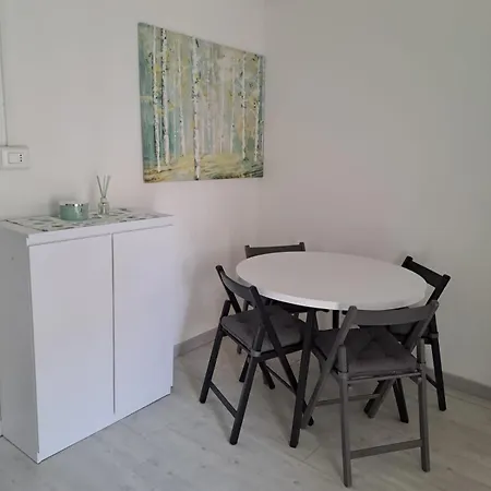 Host Soroka 2-4-6 Posti Daire *