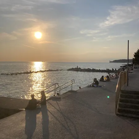 Apartamento Host Soroka 2-4-6 Posti Trieste